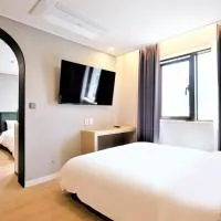 De Lamour Hotel, hotelli kohteessa Tongyeong