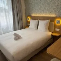 BRIT HOTEL CONFORT Roissy Saint-Witz, hotel v destinácii Saint-Witz