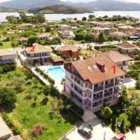Christina Studios, Hotel in Lygia