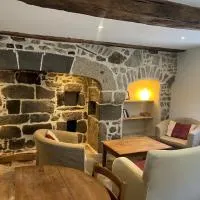 Gîte du Redondet, hotel u gradu 'Cisternes-la-Forêt'
