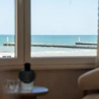 The CORNR Seaview, hotel din Nieuwpoort