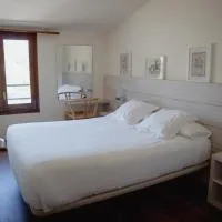Hostal Bertran, hotel em Salás de Pallás