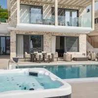Goudis Luxury Villas Lefkada Sea View & Private Pools, hótel í Tsoukaládhes