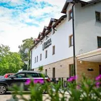 Hotel Unca, готель у місті Яйце