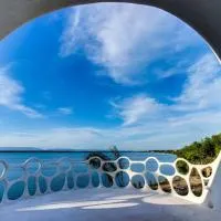 Maya Beach में, होटल Shark Studio Retreat at Swan Villas - Gold Standard Certified