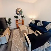 Cozy Semi-Detached Retreat | Sleeps 5, готель у місті Лоуер-Гатт