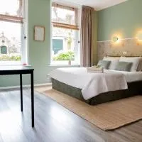 B&B Stinzenflora - Gezellige accommodatie tussen groen en historie, hotel u gradu 'Cornjum'