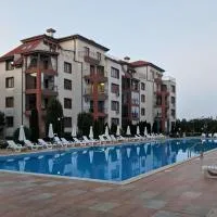 Green, Green Grass of Home, hotel din Aheloi