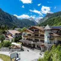 Pineta Pastry Hotel, hotel din Rocca Pietore