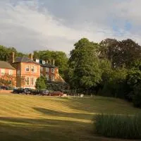 Brandshatch Place Hotel & Spa, hotel i Dartford