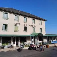 Domaine du Viaduc, hotel en Garabit