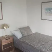 Slussens Stay, hotel din Henån