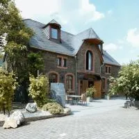 Altes Kelterhaus & Plein Hotel by Markus Plein, hotell i Wintrich