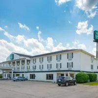 Quality Inn & Suites Bellville - Mansfield, khách sạn ở Bellville