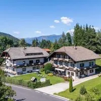 Hotel Scherer, Hotel in Olang