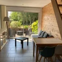 Gîte de Kermoal-Maison 2 chambres، فندق في Poullan-sur-Mer