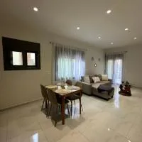 Eleonora apartment, hotel sa Porto Rafti