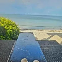 Koh Samed Lungdam Hutbeach เกาะเสม็ดลุงดำฮัทบีช, hótel í Ao Phutsa