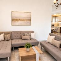 Fully Renovated Two Bedroom Luxury Suite by Bessie's Village，斯沃倫塔的飯店