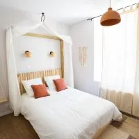 Logements confortables et élégants à Guemene sur Scorff, hotelli kohteessa Guéméné-sur-Scorff