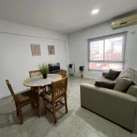 M y N - II: La Plata'da bir otel