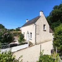 Gîte les Huttières, hotel in Cravant-les-Coteaux