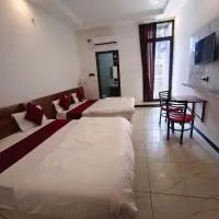Hotel CM Palace Khatu Shyam ji, hotel in Khātu