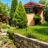 La Cascade - Casa de vacanta, hotel em Fîntînele