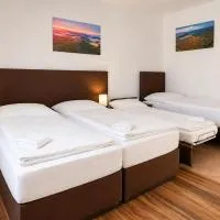 Kovárna Klapý pod Hazmburkem - České středohoří, hotel em Klapý