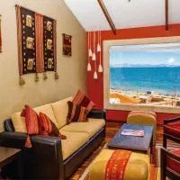 Hotel Rosario Lago Titicaca، فندق في كوباكابانا