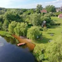 Domki nad rzeką Ełk, хотел в Prostki