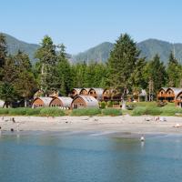 Ocean Village Resort, hotel en Tofino