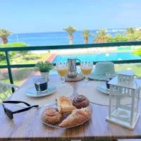 NEW APARTMENTS THE TERRACE BY THE SEA -Ocean & Pool view - Comodoro, Los Cristianos, Tenerife, Hotel in Los Cristianos