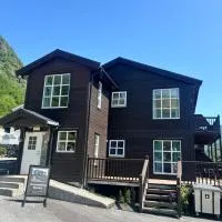 Røldal Overnatting โรงแรมในเริลดาล