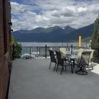 Lokis Loft and Cellar at the 1896 Building, hotel in Kaslo
