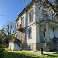 Villa Rosazza, hotel en San Salvatore Monferrato