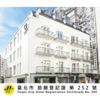 Dandy Hotel - Tianjin Branch, hotel di Taipei