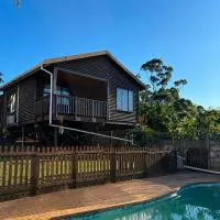 The Cottage Eplazini, hotell i Port Shepstone