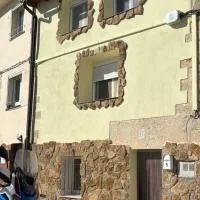 El Refugio de Iñaki, hotel u gradu 'Mijangos'