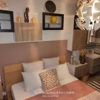 Charmante chambre 2 personnes petit déjeuner compris, hotel i Traînou