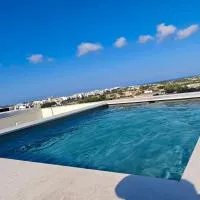 Għaxaq में, होटल Skyline Court Boutique Apartments with Pool