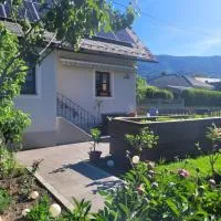 Omas Paradies, hotel em Größing