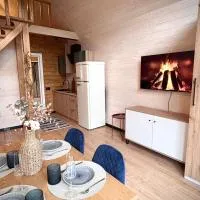 Carpathian Barns, Hotel in Abranka