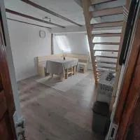 Viesnīca Ferienwohnung & Monteurunterkunft Niederndorf pilsētā Burghaslach