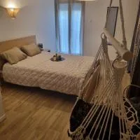 Le Cocon d aurélie, hotel di Thèzan-lès-Béziers