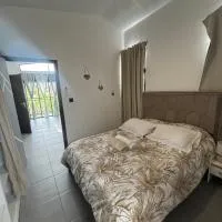 Flesh Résidences à 300m de l'hôpital, hotel u gradu 'Cayenne'