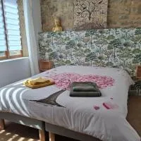 La Vie Est Belle, hotel din Salles-la-Source