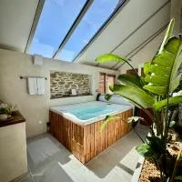 Le Pré de la Mer Suite & SPA Privatif, hotelli kohteessa Querqueville