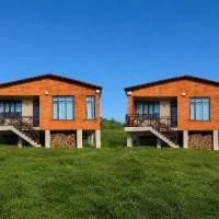 Datvina Panorama Chalets Mravaldzali, Racha, готель у місті Oni