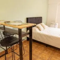 Estudio equipado a metros de Boulevard Galvez, хотел в Санта Фе